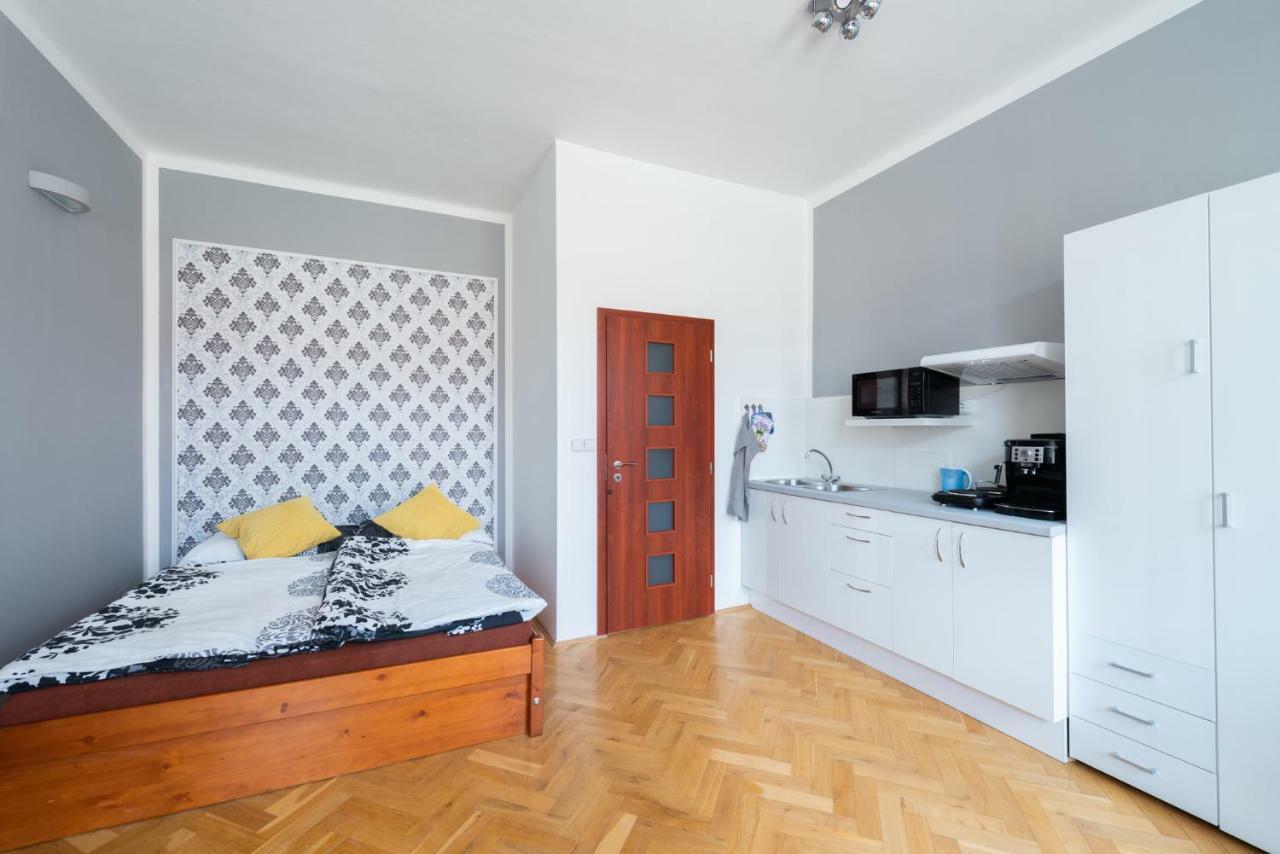 Modern Apartment Few Steps From Centre Prague Luaran gambar