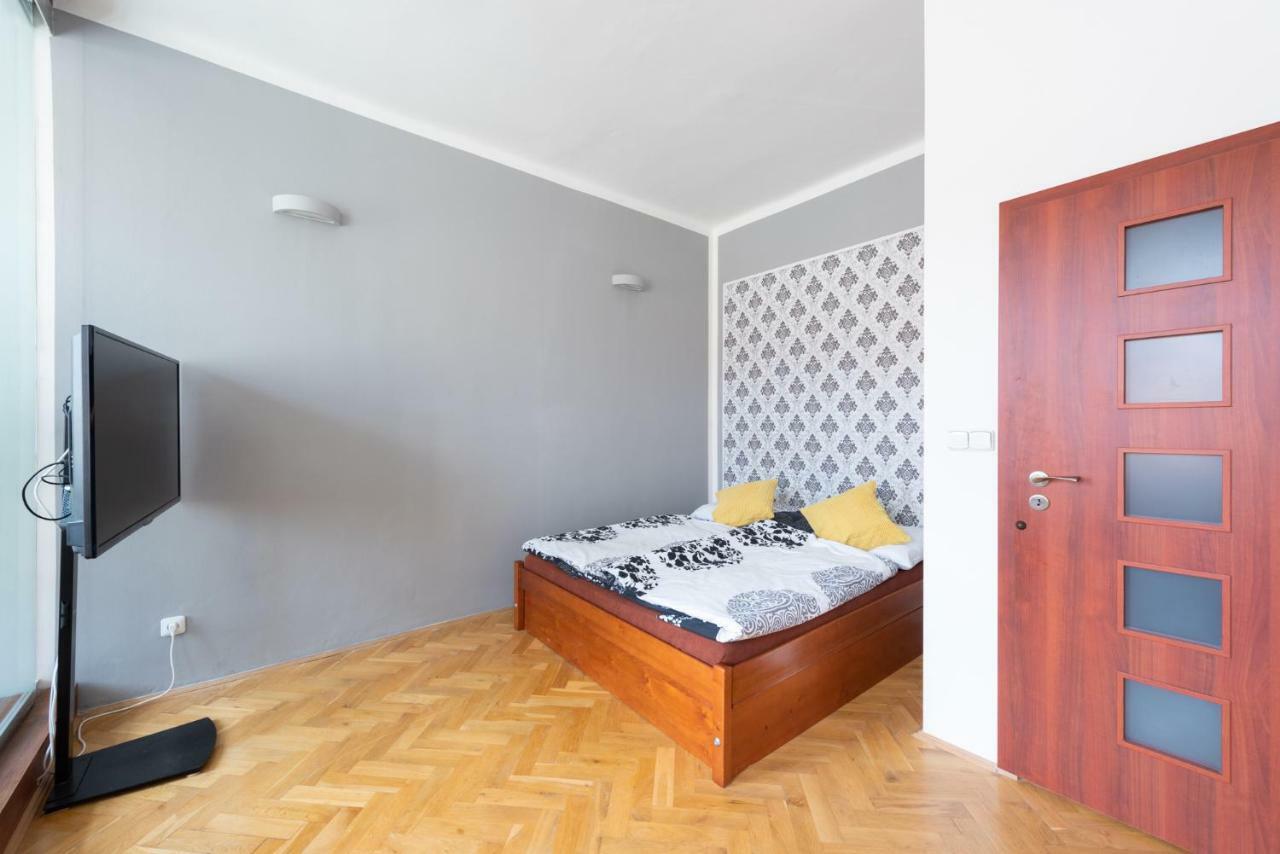 Modern Apartment Few Steps From Centre Prague Luaran gambar